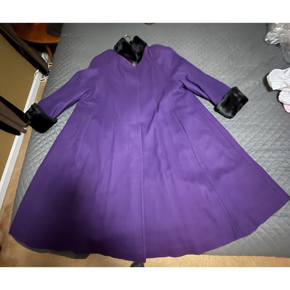 100% Wool American Signature brand Swing Coat Excellent Condition